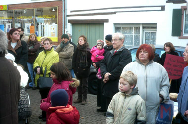 Foto4: Werner Pfisterer MdL auf dem Rohrbacher Weihnachtsmarkt