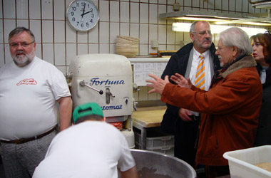 Werner Pfisterer MdL auf Nachttour 2006 durch die Stadt Heidelberg