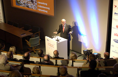 Foto Werner Pfisterer MdL trifft beim 2. Heidelberger Gesundheitstag Altbundespräsident Roman Herzog