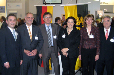 Foto Werner Pfisterer MdL gemeinsam mit Wirtschaftsminister Ernst Pfister auf der CeBIT 2008