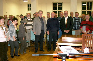 Foto2: Werner Pfisterer MdL besuchte die Chorgemeinschaft Eintracht-Sängerbund 2006 e.V. Heidelberg-Kirchheim