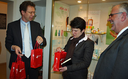 Besuch des Unternehmens M.E.G. Gottlieb Diaderma-Haus GmbH + Co. KG
